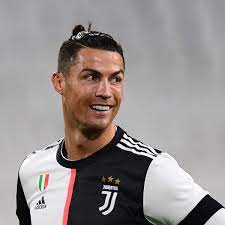 In partnership with cristiano ronaldo, herbalife24 has developed a new sports drink to rapidly fuel your workouts and enhance hydration. Cristiano Ronaldo Irres Instagram Foto So Haben Sie Cr7 Noch Nie Gesehen Fussball