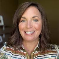 Angie Cason's Instagram, Twitter & Facebook