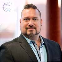 Steven Oke's Instagram, Twitter & Facebook