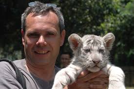 about — walkingbats.com