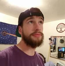 Root over rock: I'd love to start a project doing this but what tree is the  best variety for it? Or doesn't it matter. Pic for attention. Cheers