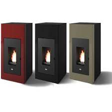 Disponibili vari modelli di prestigiose marche come la nordica extraflame, olimpia splendid, cola e. Stufa A Pellet Punto Fuoco Ilaria Hydro 17 5 Kw Www Grecoegrana It