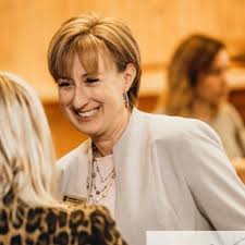 Tracy MacLeod (@TracyCMacLeod)