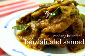 Meskipun, tampak sederhana akan tetapi bila membuatnya dengan hati yang tulus, tentu aroma dan rasanya, hmm…nikmat dan lezat. 70 Rendang Kelantan Orang Kl