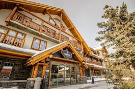 Book inns of banff, banff on tripadvisor: Why Canalta Lodge Is One Of The Best Places To Stay In Banff