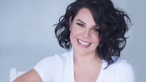 Actress who became a household name through her television roles, including carola on the prophet, isadora on toma lá, dá cá and bernardete on young hearts. Fernanda Souza Apos Divorcio Com Thiaguinho E Perseguida Por Cantor Que Toma Atitude Preocupante