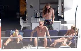 But today in this article we talk about james hetfield's wife and discuss how they met and more about their family. James His Family M Francesca Metallica Family Facebook