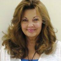 Sandra McNeely (handbagshoegirl)