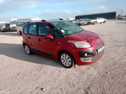 Image result for Rouge Scarlet 2011 Citroen