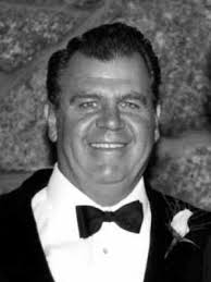 EDITORIAL DEC. 31: Their presence made Foxboro a better place