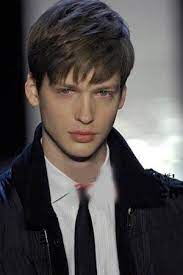 2010 Autumn Mens Handsome Short Hair Latest Hairstyles Man Bandung Berita Online Ciburial Mens Hairstyles Short Long Hair Styles Men Men S Short Hair