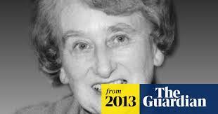 Iris Cox's Instagram, Twitter & Facebook