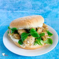 Burger De Poulet Chevre Et Miel Recette Burger Alimentation Recette De Plat