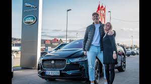 Vegard har vært kritisk til fancy restauranter i mange år og morten er lei. Vegard Harm Kjoper Jaguar I Pace Pa Autostrada By Autostrada