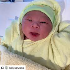 🏆 Day 24 Winner RSPI x L'Occitane Giveaway #Repost @levihartanti ・・・  #throwback Lahir di masa pandemi ?? Duhh rasanya sedih sekali lah yah ..  Saya memilih @rspondokindah karena rumah sakit yang tertib