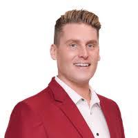 Daryl Spence's Instagram, Twitter & Facebook