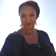 Wandia Chiuri (@wandiasinfo) • Instagram photos and videos