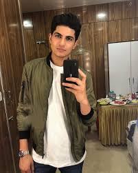 You can check here shubman gill biography, family, age, wife, wiki, salary, net worth and so. Shubman Gill Wiki Age Biography Family Career And Hd Photos Hoistore