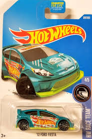 Трек hot wheels невообразимая башня fml03. Hot Wheels 12 Ford Fiesta 2017 Hw Race Team Series Teal Festa Na Piscina