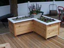 Love These Corner Deck Planters Deck Planters Deck Planter Boxes Decks Backyard