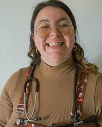 took some headshots today and i'm feeling some type of way- about my self  and where i'm at in my journey and life in general. this time last year, i  was waiting