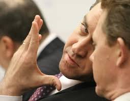 Yazeed Essa's wedding band a phony, detective implies in testimony