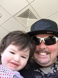 Why is my Dodge Magnum's alternator not charging the battery?