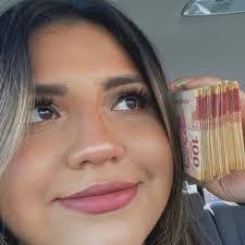 Gabby Vitale's Instagram, Twitter & Facebook