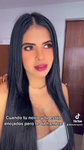 Leslie Reyes's Instagram, Twitter & Facebook