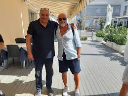 1.75 m (5 ft 9 in). Stu Core Nu Bbu Lassa Mai Serse Cosmi In Visita Nel Salento Calcio Lecce