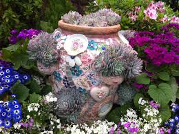 Garden Whimsy Mosaic Strawberry Pot Roggeveen Garden Toowoomba Garden Whimsy Strawberry Plants Mosaic Garden