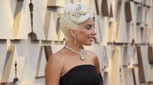 Handmade necklaces are incomparable works of wearable art. Lady Gaga Wears Priceless Tiffany Diamond Necklace To 2019 Oscars Coveteur Inside Closets Fashion Beauty Health And Travel
