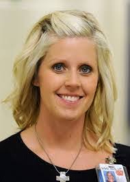 Carol Pelt's Instagram, Twitter & Facebook