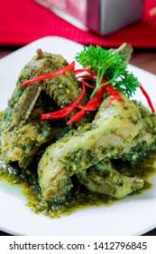 Sambal ijo adalah salah satu resep tradisional indonesia yang rasanya enak, lezat, pedas, gurih dan disukai oleh banyak orang, dan bahan utama sambal ini adalah cabe ijo (lombok hijau). Ayam Cabe Ijo Home Facebook