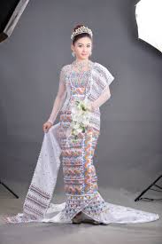 Myanmar Wedding Dress Dress Batik Kombinasi Myanmar Dress Design Traditional Dresses