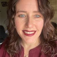 Shannon Peek's Instagram, Twitter & Facebook