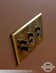 This Antique Light Switch Is A Great Way To Tie In The History Of Victorian Homes Victorian Home Decor Light Switch Vintage Light Switches