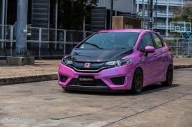 Warna primer, warna sekunder, dan warna campuran atau warna tersier. Honda Jazz Gk5 Tampil Gaya Pakai Warna Ungu Serat Karbon Jadi Pemanis Gridoto Com