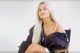 She has a net worth of $600 million. Top 30 Best Female Singers You Must Like 2021