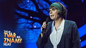 Cina, který kromě tváře září také. Petr Rychly Jako Hana Hegerova Ceresne Tvoje Tvar Ma Znamy Hlas Youtube