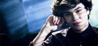 Alex Crowell's Instagram, Twitter & Facebook