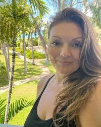 Faye Horner's Instagram, Twitter & Facebook