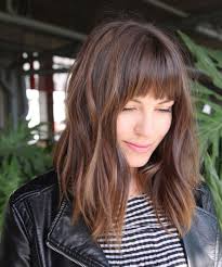 Coupe De Cheveux Et Coiffure 50 Idees Pour L Automne Trendy Mood Magazine Lifestyle Coupe De Cheveux Cheveux Coiffure