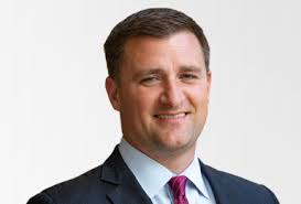 Greg Diamond's Instagram, Twitter & Facebook