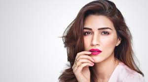 If you were the main character in these popular bollywood love triangles, who would you have picked? Brunette Kriti Sanon Indian Bollywood Actress With Brown Hair In Ash Background Hd Kriti Sanon Wallpapers Hd Wallpapers Id 54620