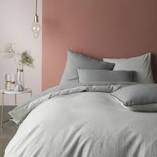 Les collections de linge de lit en flanelle sont pensées pour habiller la literie quelle que soit la décoration de votre chambre. Drap Housse 140x200cm Flanelle Gris Chine Clair Pas Cher Achat En Ligne Zodio