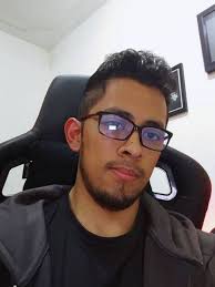 Youtubers guatemaltecos que tienen placa de 100 mil seguidores de YouTube