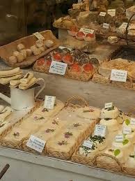 Fromagerie St Remy De Provence Fromages De France Vin Et Fromage La Provence France