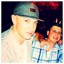 Jonathan Reis (@Reis1486)