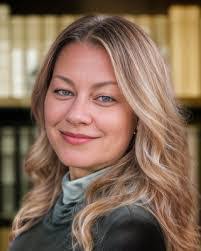 Kara Ebert's Instagram, Twitter & Facebook